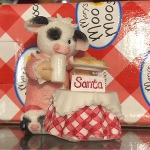 Enesco Merry's Moo Moo Santa Cow Figurine - Red and White